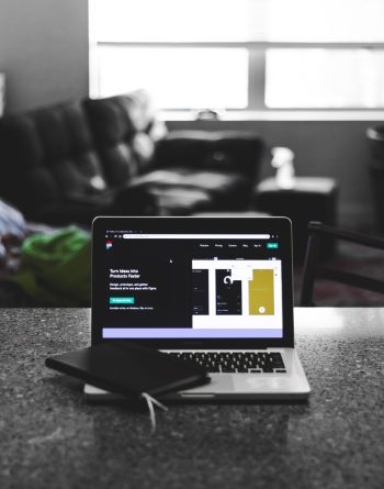 tracy-adams-rA5MU4pXnWE-unsplash tracy-adams-rA5MU4pXnWE-unsplash